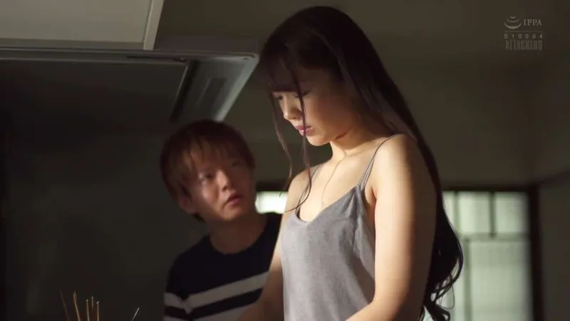 Chồng sắp cưới của chị gái quan hệ cô em bà xã đang buồn bã vì thất tình