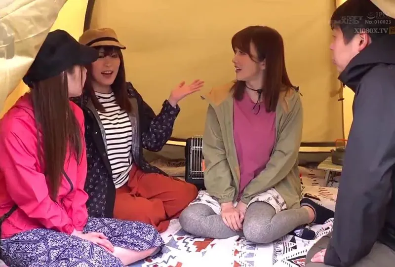 Chuyện lạ đời, chồng yêu thay cô vợ đi cắm trại với mấy cô bạn của bà xã ở khu phố…